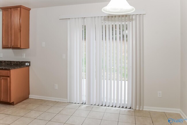 Foto del edificio - 174 Ranier St