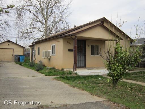 Primary Photo - 2527 Wyandotte Ave