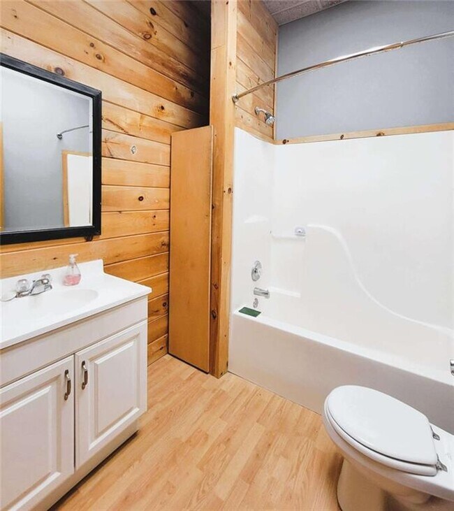 Foto del edificio - 167 Hefner St