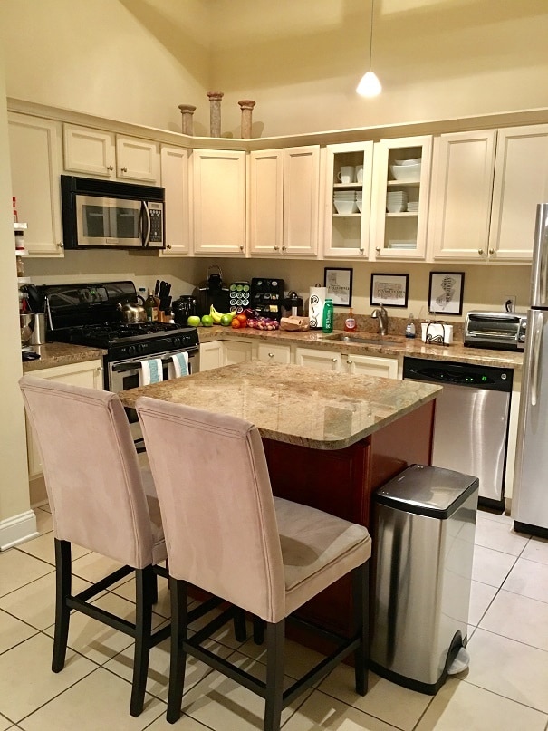 Kitchen - 266 S 23rd St