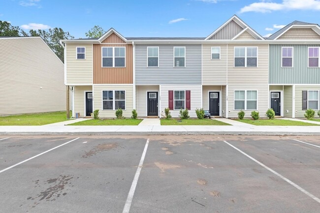 Building Photo - Buckhorn Townhome Available in February!