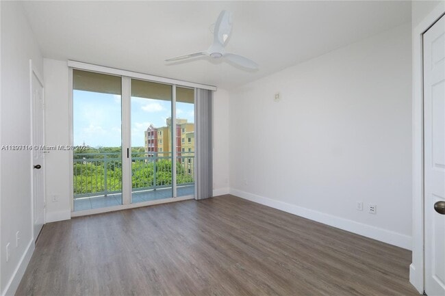 Building Photo - 2665 SW 37th Ave