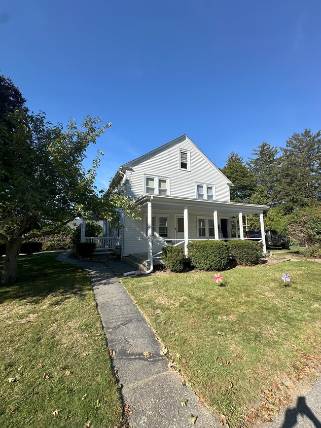 Primary Photo - 6 Orchard Ave