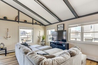 Building Photo - 1404 Hilo Bay Dr