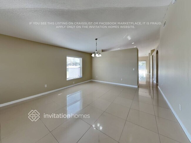 Foto del edificio - 2335 Roanoke Springs Dr