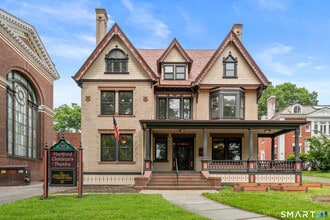 Building Photo - 360 Farmington Ave
