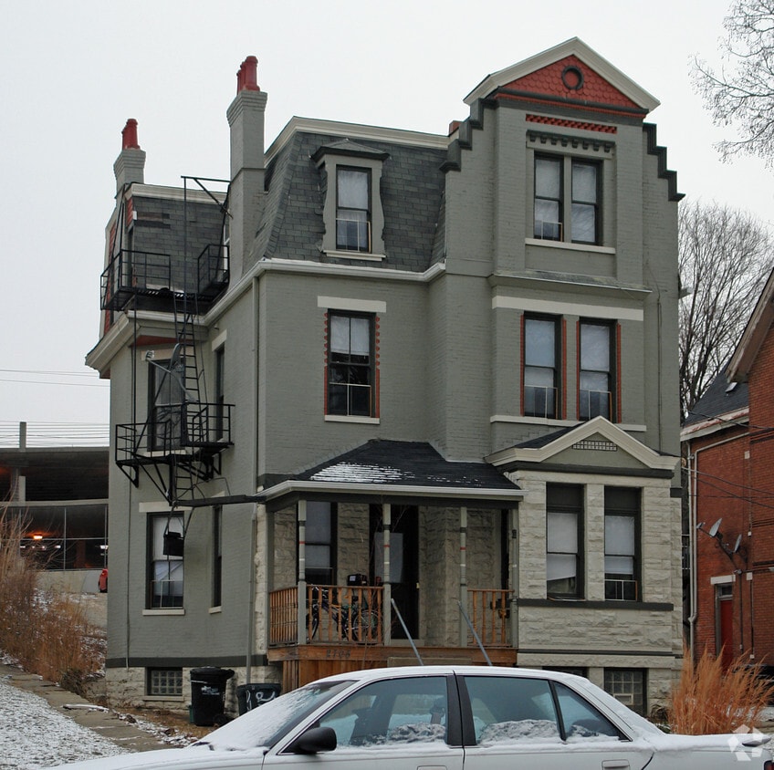 Primary Photo - 2705 Euclid Ave