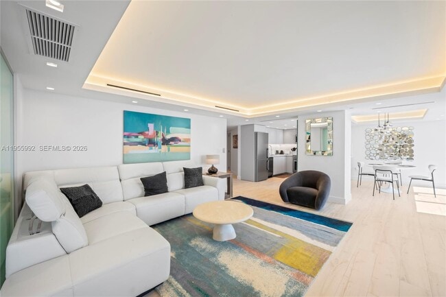 Building Photo - 2401 Collins Ave