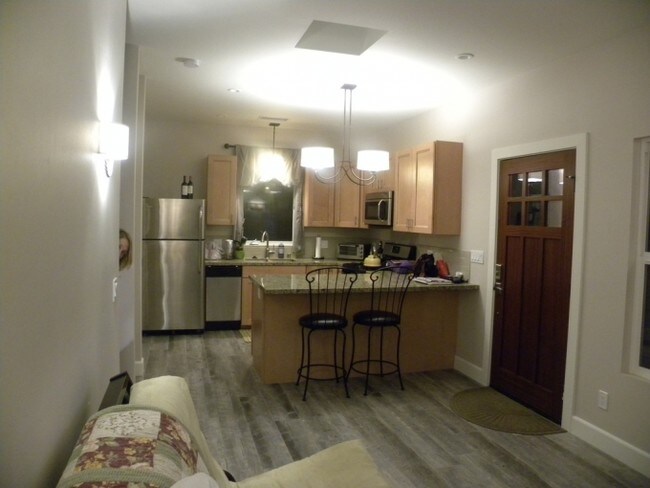 Foto del edificio - 815 Whaley St