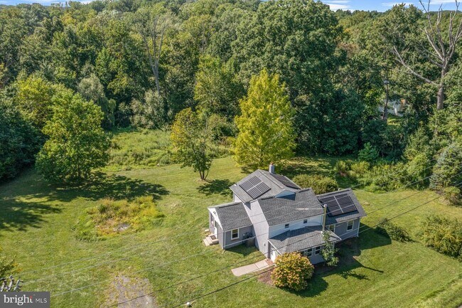 Foto del edificio - 2148 Thomas Run Rd