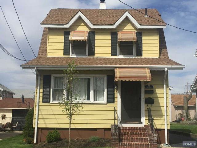 Primary Photo - 75 Hill St
