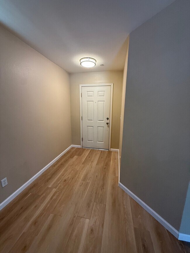 Foto del edificio - 8452 Avenida da Ln