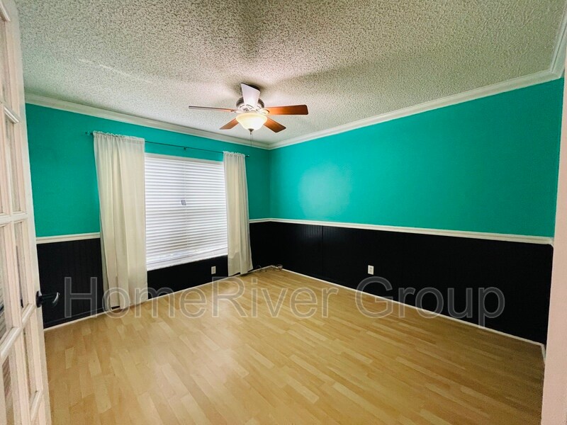 Primary Photo - 10110 Cedar Dune Dr