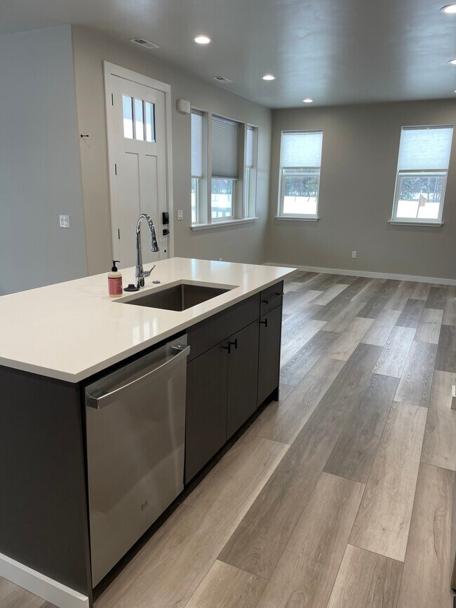 Foto del edificio - 301 Trailview Way