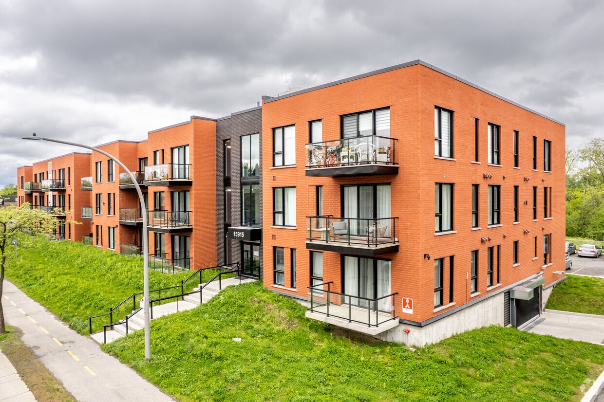 Building Photo - Le Oakmond