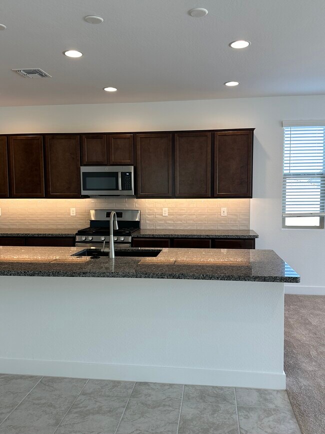 Foto del edificio - 16159 S 177th Dr