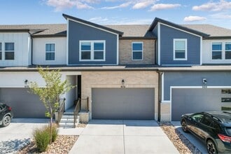 Building Photo - 672 N 260 W