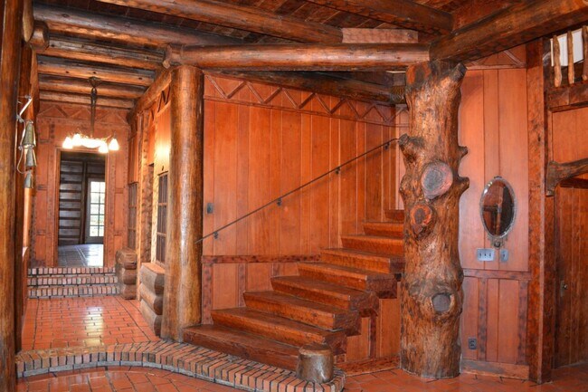 Foto del edificio - 3035 Canyon Rd