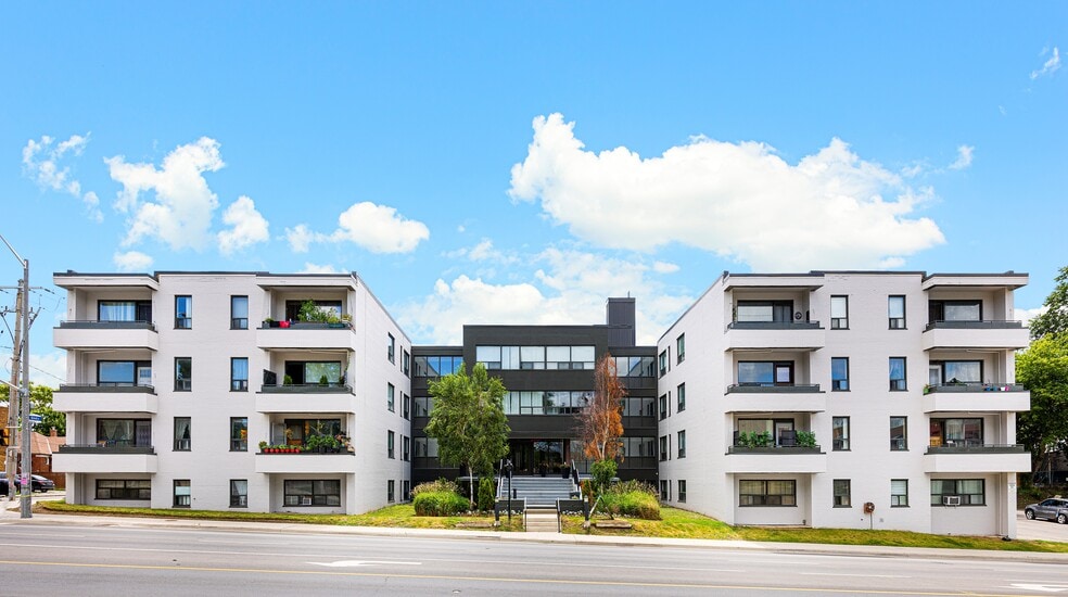 Apartments for Rent Near Iqra Nejasni Islamic School - Toronto, ON ...
