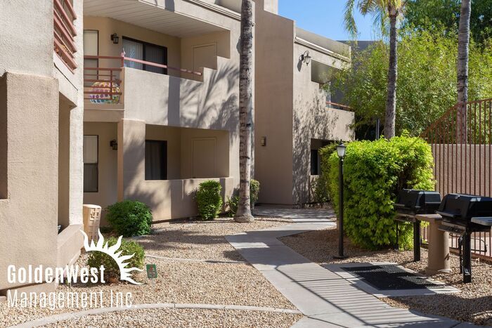 Primary Photo - Updated 2Bdm 2Ba Scottsdale condo in Villa...