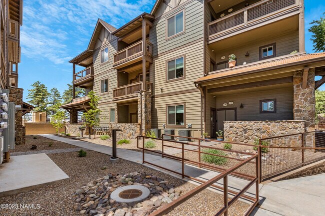 Foto del edificio - 1650 E Ponderosa Pkwy