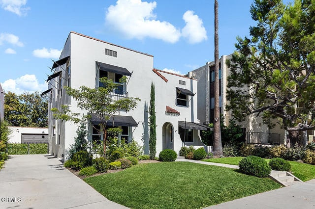 Building Photo - 461 E California Blvd