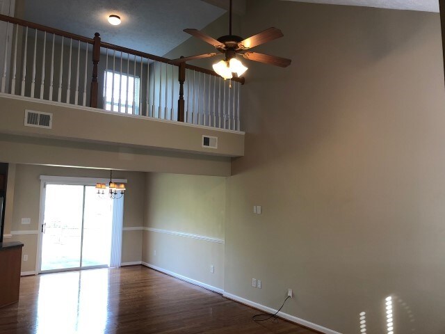 Building Photo - 1021 Mallory Lane