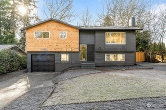 Building Photo - 302 225th St SW