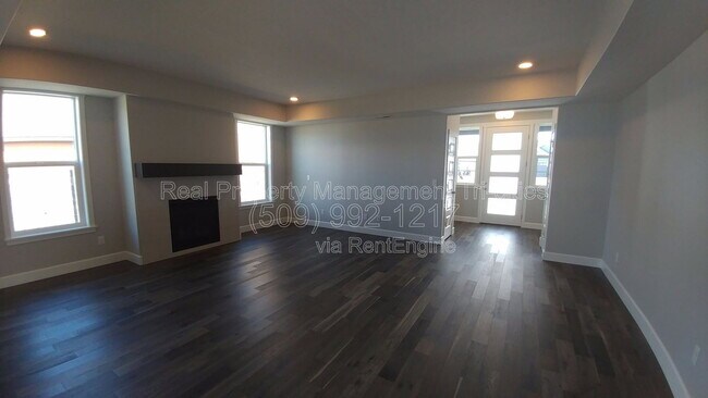 Building Photo - 9907 Coho Ct