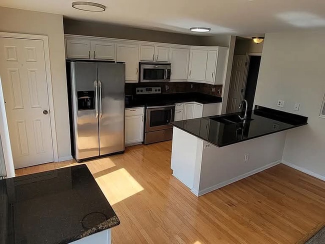 Building Photo - 265 S Ember Dr