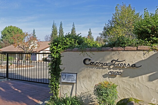 Building Photo - Corona Tierra