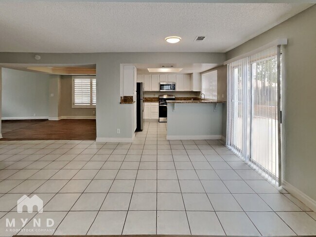 Foto del edificio - 2611 Ashmoore Dr