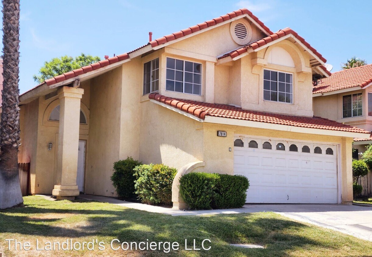 3 br, 2.5 bath House 7614 Viola Ct House Rental in Fontana, CA