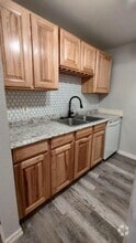 Building Photo - 425 E Fountain Pl