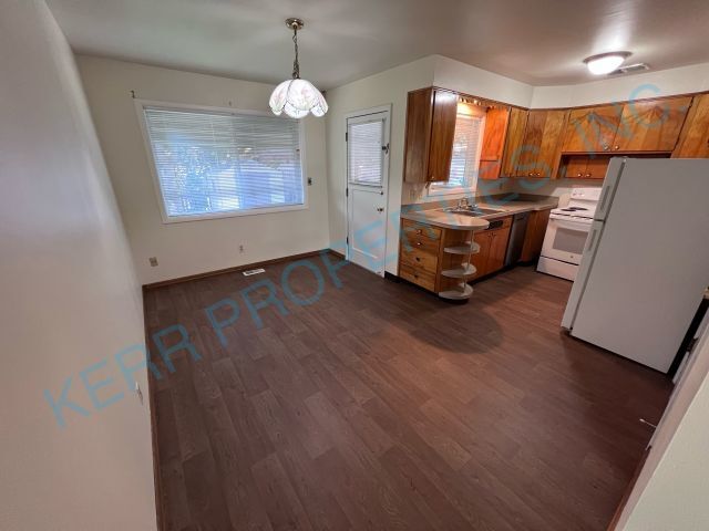 Foto del edificio - MOVE-IN SPECIAL! 3 Bd / 1 Bth - Fireplace ...