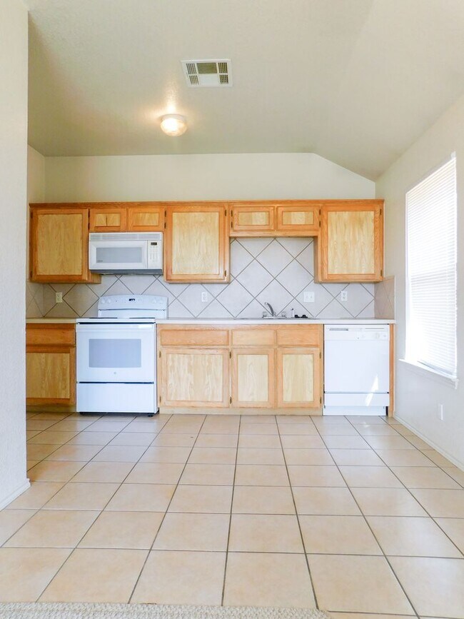 Foto del edificio - 3707 Littleleaf Dr