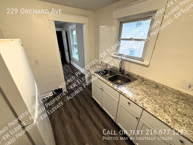 Foto del edificio - 229 Orchard Ave