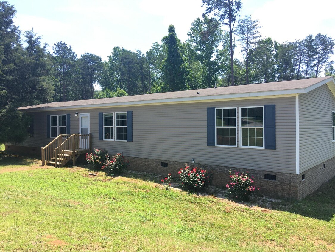 796 Breazeale Rd, Liberty, SC 29657 House Rental in Liberty, SC