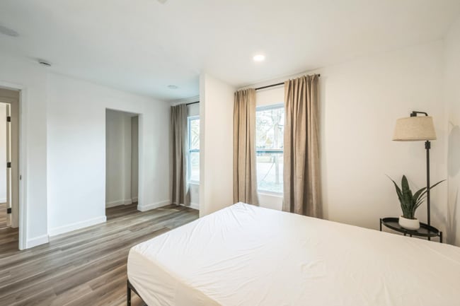 Foto del edificio - 364 Adelle St SE