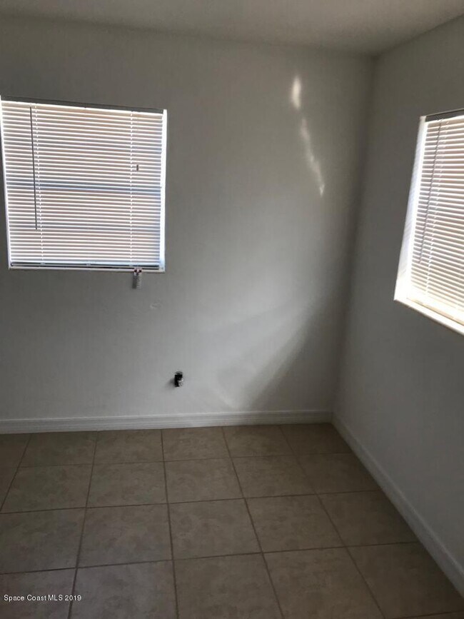 Foto del edificio - 291 6th Dr SW