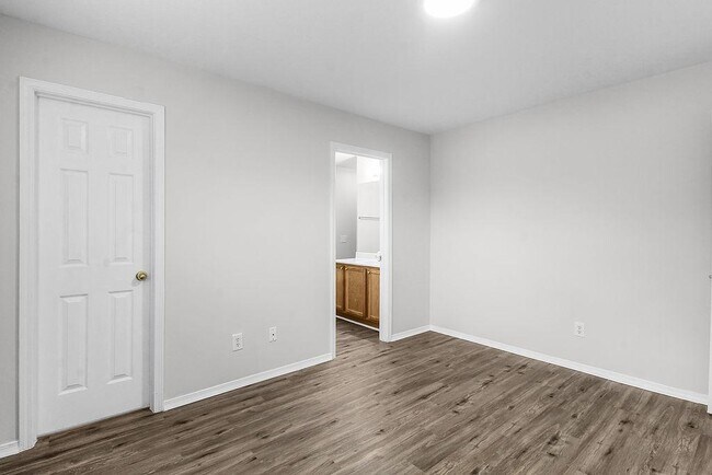 Building Photo - 38 Ashleigh Ln