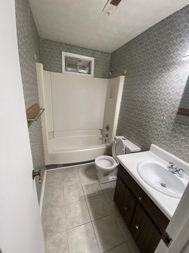 Foto del edificio - 4831 Valley Dale Dr SW