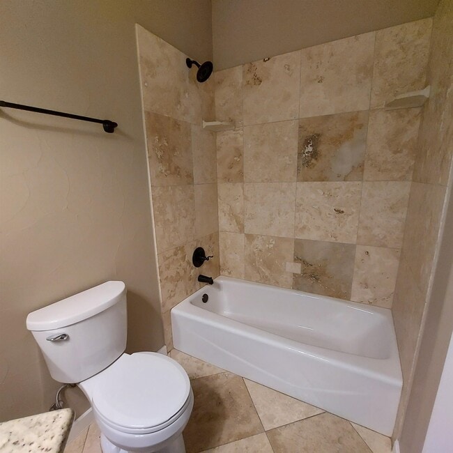 Building Photo - 300 Knights Row