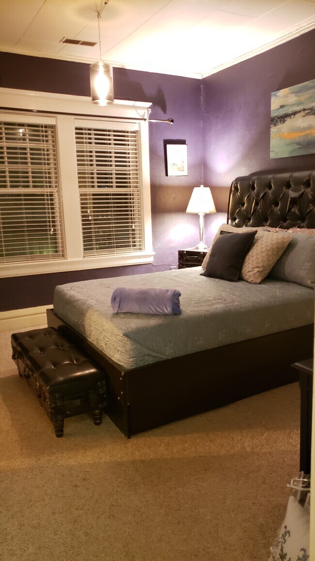 Foto del edificio - 437 Broadway St