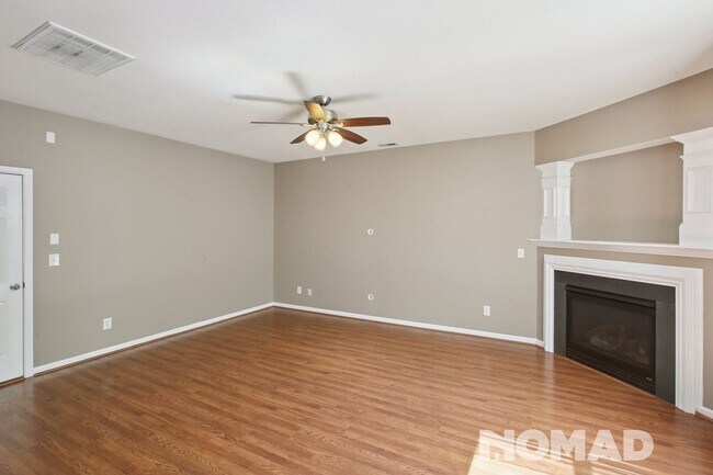 Foto del edificio - Spacious 4BR House in Indian Trail
