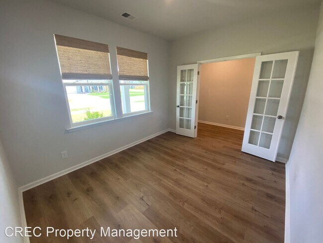 Building Photo - 4 br, 2.5 bath House - 321 Firewheel Court