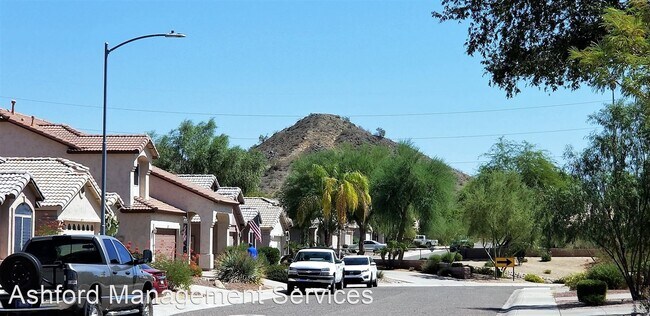 Building Photo - 3 br, 2 bath House - 907 E. Tonopah Dr.