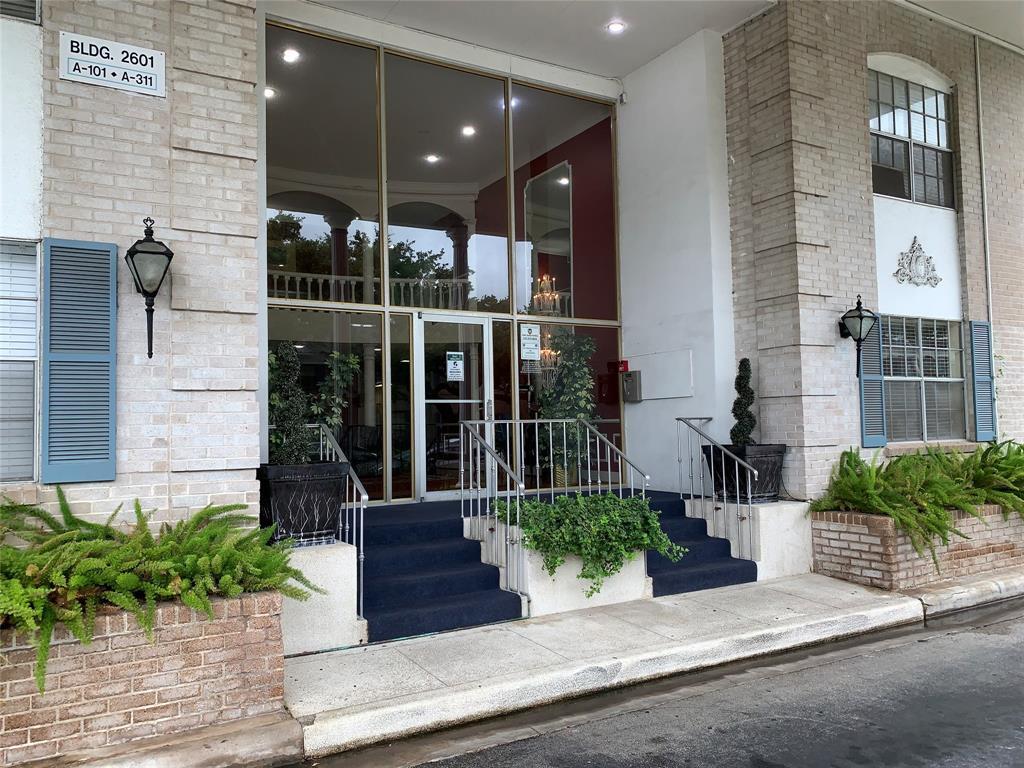 2601 Bellefontaine St Unit C216, Houston, TX 77025 Condo for Rent in