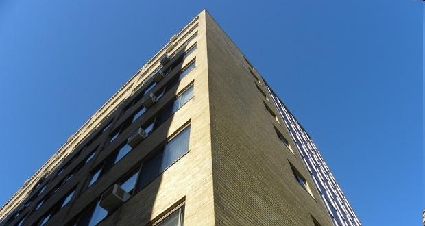 Photo du bâtiment - 224 St George St Apartments