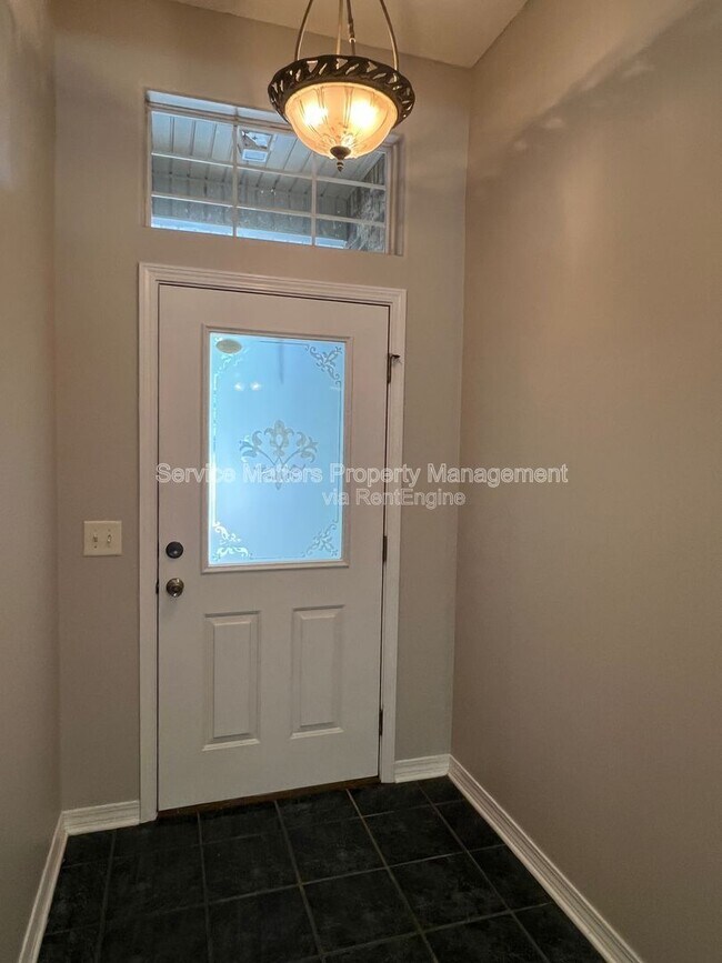 Foto del edificio - 5959 Sleepy Hollow Ct
